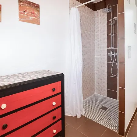 Prázdninový dům Lovely In With Wifi